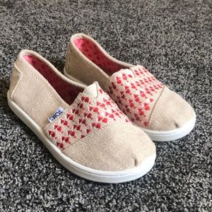 Stylish kids toms